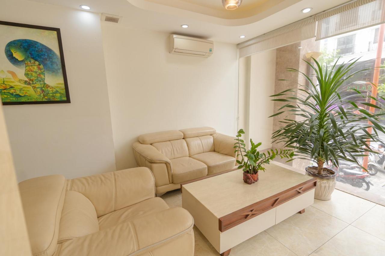 Royal Charm Hotel Da Nang Exterior photo